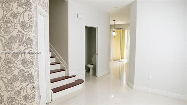 Foto del edificio - 1491 SE 25th Ter