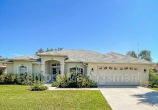 Building Photo - 2137 Date Palm Way