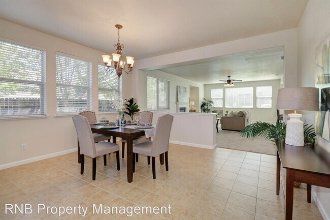 Foto del edificio - 3 br, 2 bath House - 1996 Saint Patrick Way