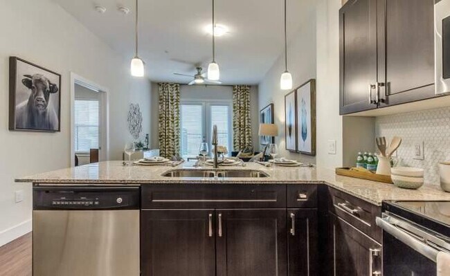 Foto del edificio - 1 bedroom in Dallas TX 75229