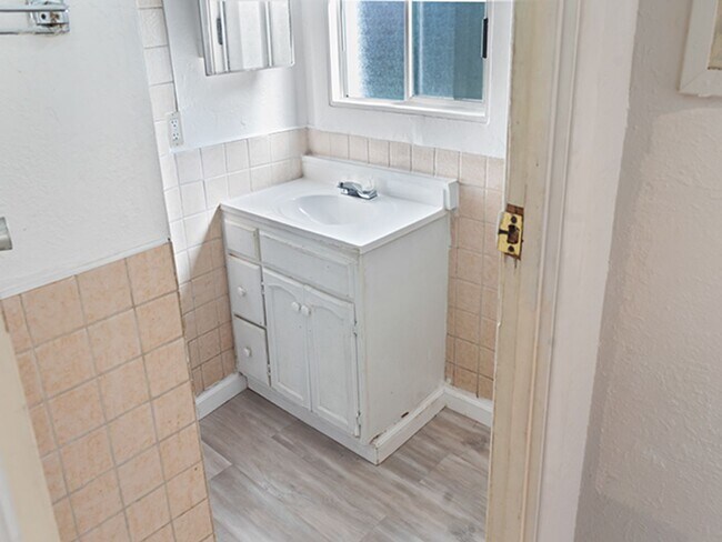 Photo - brockhur Apartment