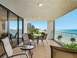 Building Photo - 1511 Gulf of Mexico Dr