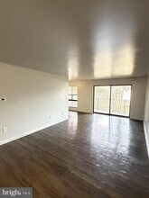 Building Photo - 13215 Dairymaid Dr