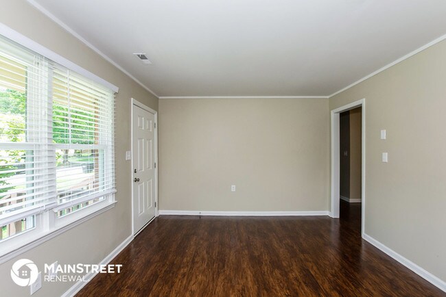 Foto del edificio - 6126 Castle Ct