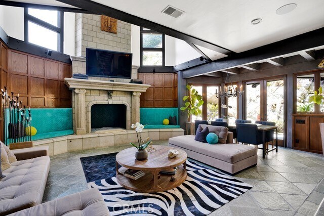 Foto del edificio - 266 Canyon Acres Dr
