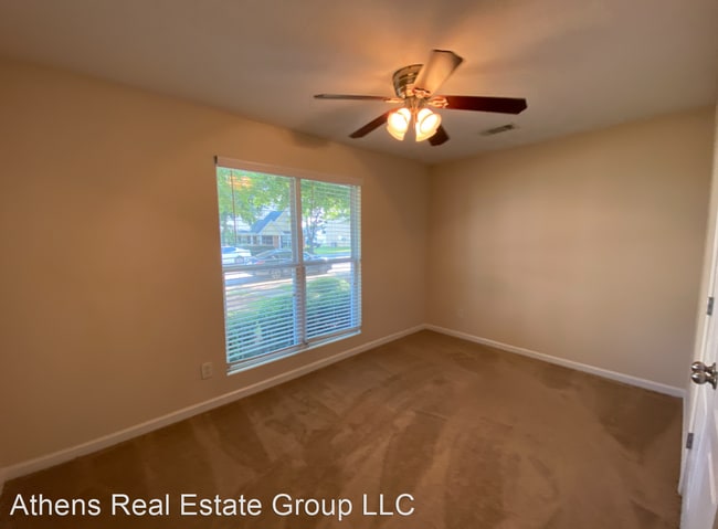 Building Photo - 3 br, 3 bath House - 318 Bridgewater Circle