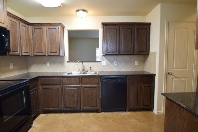 Building Photo - 6410 Angel Dr