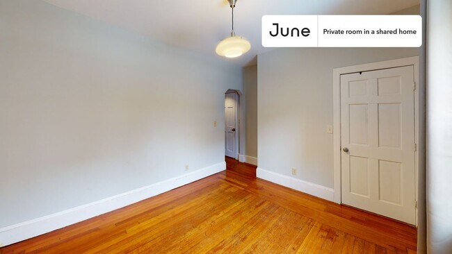 Foto del edificio - Room in Shared 4 bed/2 bath home