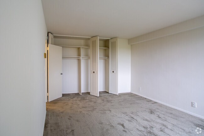 Bedroom - Premier at Cherry Hill