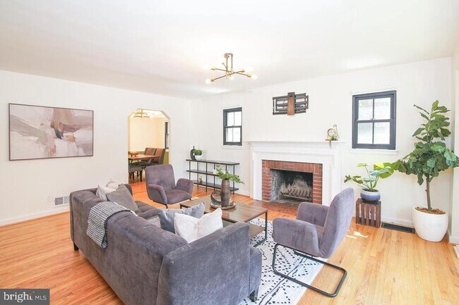 Foto del edificio - 5602 Hawthorne St