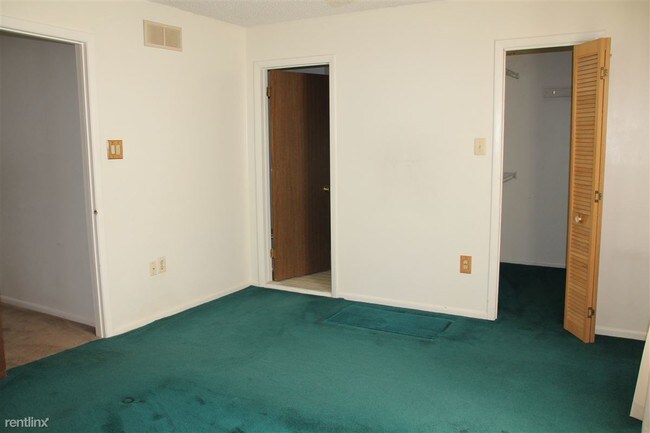 Foto del edificio - 3 br, 2.5 bath Townhome - 27 Raintree Drive