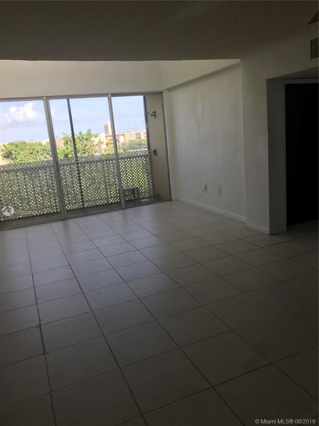 8870 Fontainebleau Blvd Unit 508, Miami, FL 33172 Apartment for Rent