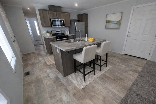 Foto del edificio - 16142 Normandy St