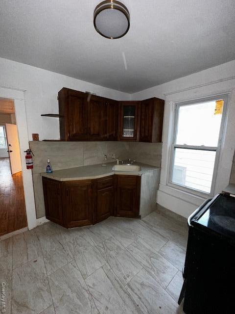 Building Photo - 22 Bain Ave