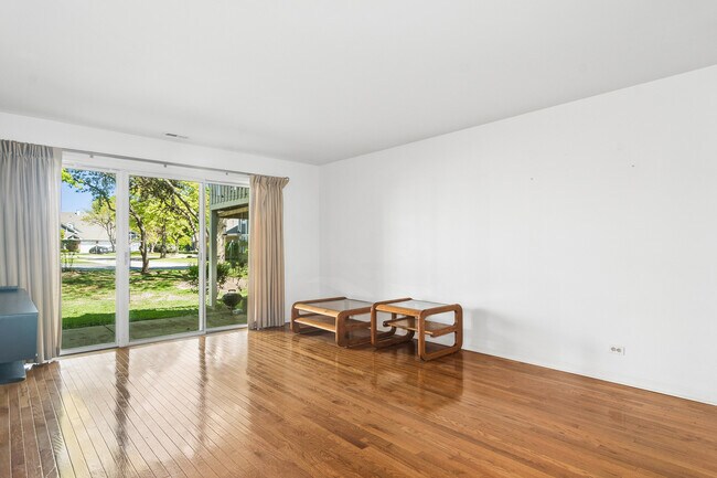 Foto del edificio - 1411 Wentworth Ct