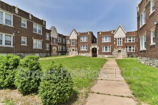 Building Photo - 3805 Keokuk St