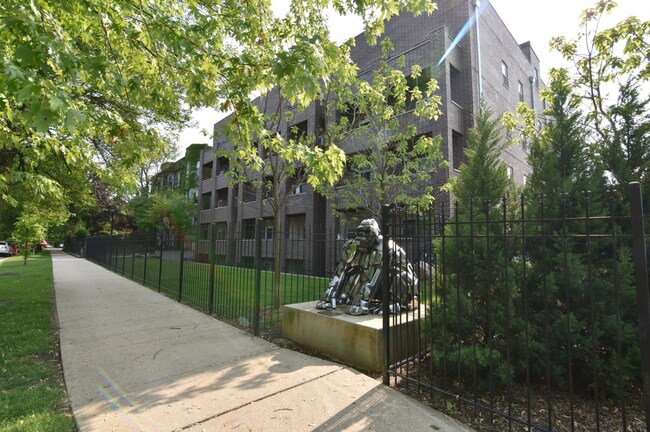 Building Photo - 4521 N Beacon St