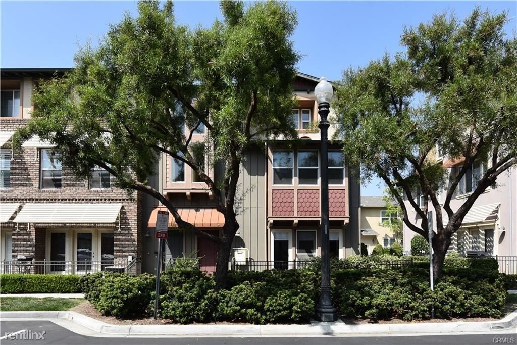 Primary Photo - 3 br, 3.5 bath Townhome - 274 Tustin Field Dr
