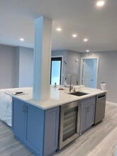 Building Photo - 1556 S Ocean Ln