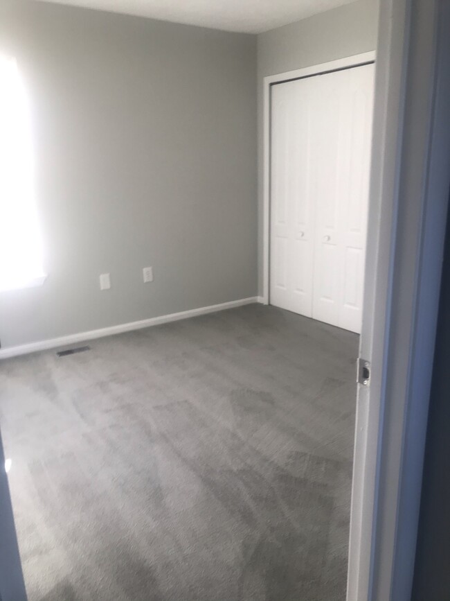 Building Photo - 9606 Mt Laurel Ct