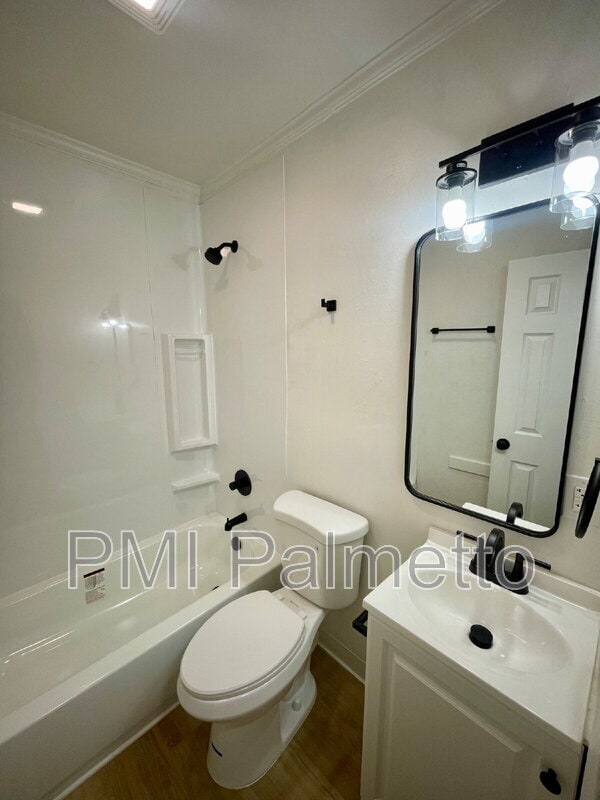 Foto del edificio - 2205 Harper St