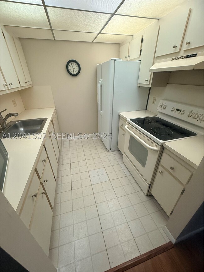 Foto del edificio - 200 SW 132nd Way