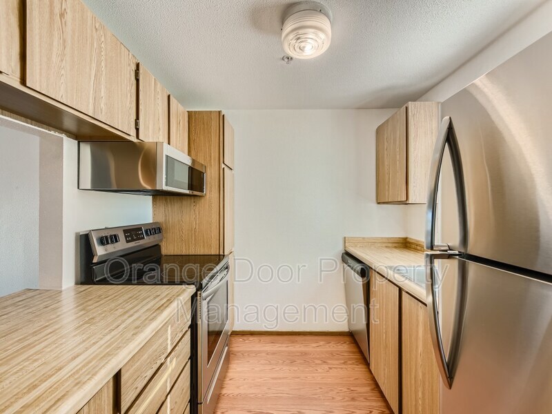 Primary Photo - 3438 I St NE