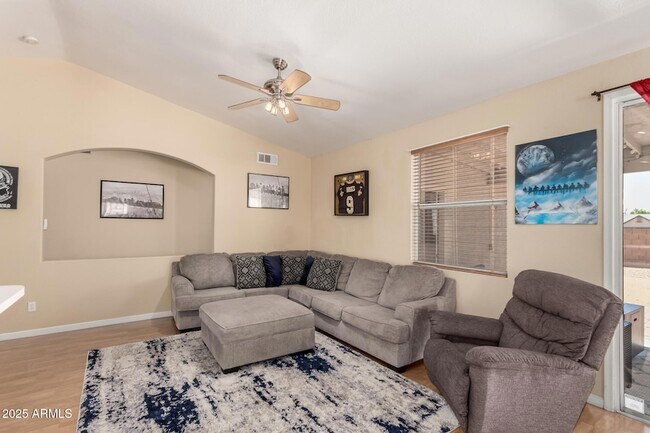 Building Photo - 8375 W Dahlia Dr