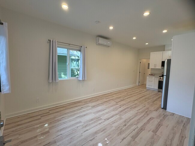Building Photo - 22119 San Miguel St