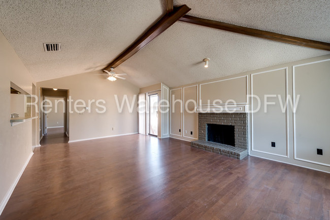 Building Photo - 11821 Garden Terrace Dr