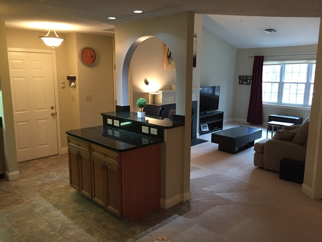 500 Brookside Dr, Andover, MA 01810 Condo for Rent in Andover, MA