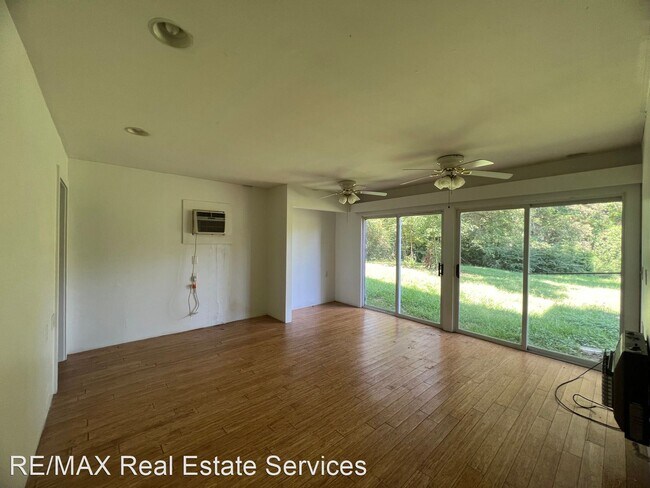Foto del edificio - 2 br, 1.5 bath House - 4100 Hampton Lane
