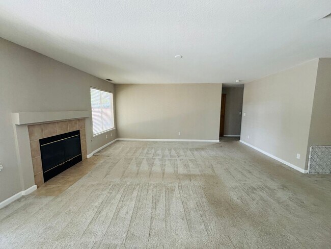Foto del edificio - Beautiful Southside Home for Rent, 4 Bedroom 3 Bath