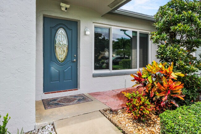 Foto del edificio - 22493 SW 56th Ave