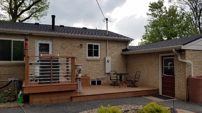 Photo - 3900 Dover St House