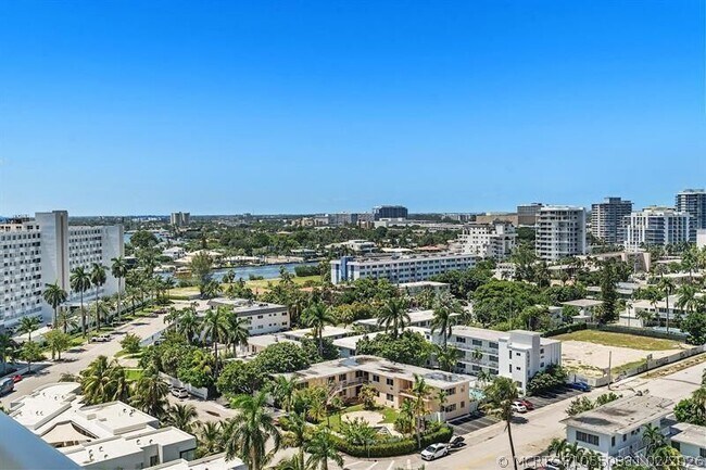 Foto del edificio - 401 N Birch Rd