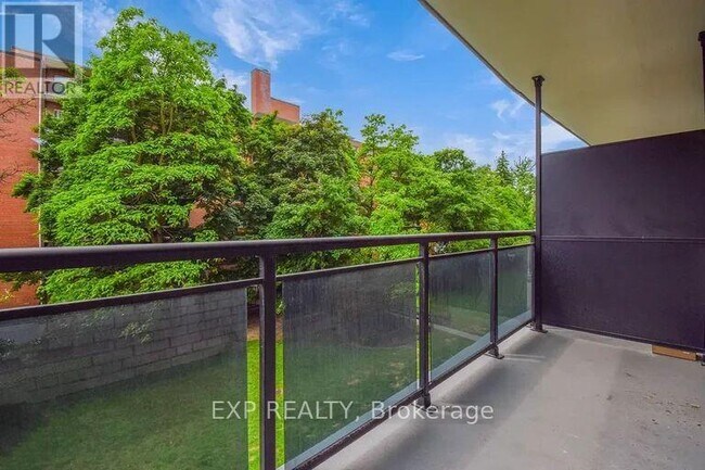 Building Photo - 45 Paisley Blvd W