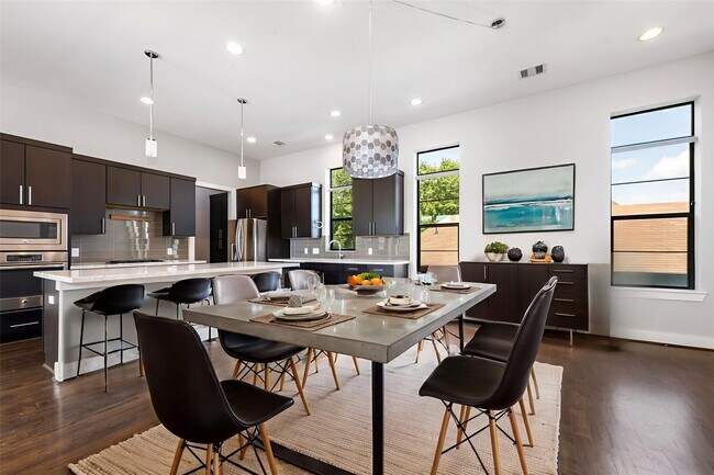 Foto del edificio - 1705 Weber St