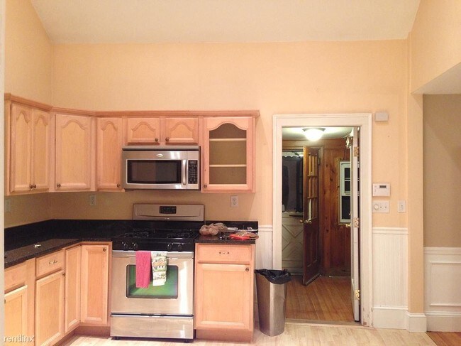 Foto del edificio - 3 br, 2 bath House - 177 West Street