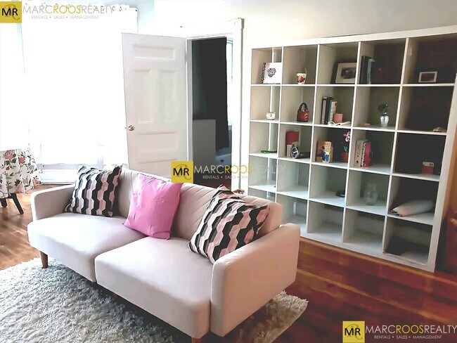 Foto del edificio - 869 Beacon St