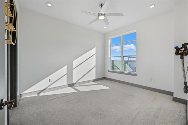 Foto del edificio - 2700 Old Denton Rd