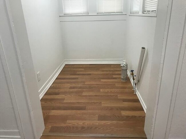Building Photo - 3 bedroom house in Fort Worth for rent.