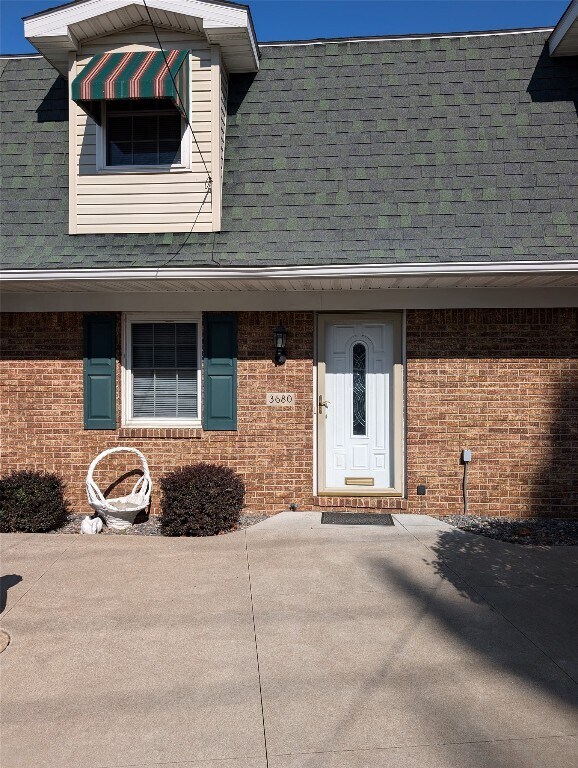 Primary Photo - 3680 W Lake Rd