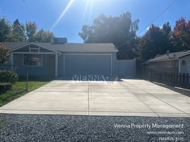 Building Photo - 8570 Biruta Ave