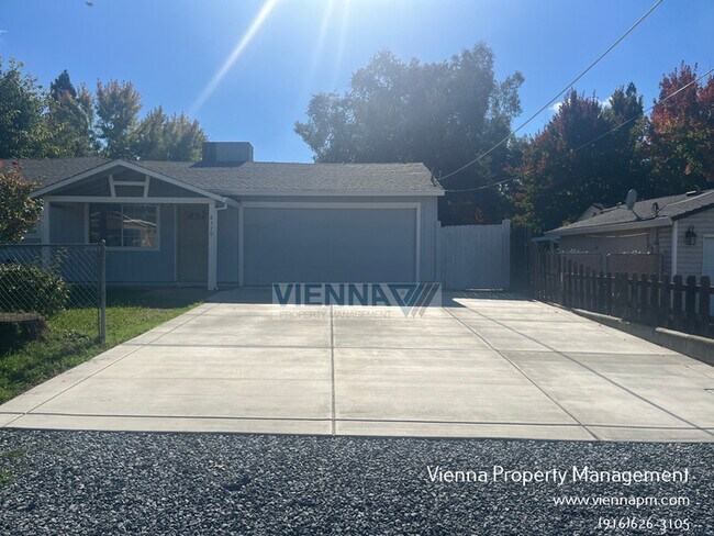 Foto del edificio - 8570 Biruta Ave