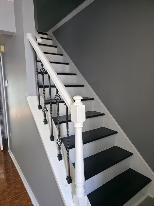Foto del edificio - 1746 Nappa Valley Ct SE