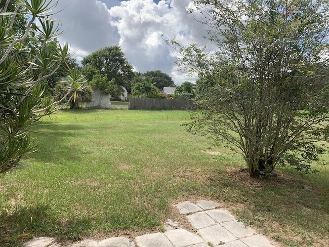 Foto del edificio - 1838 SE North Buttonwood Dr