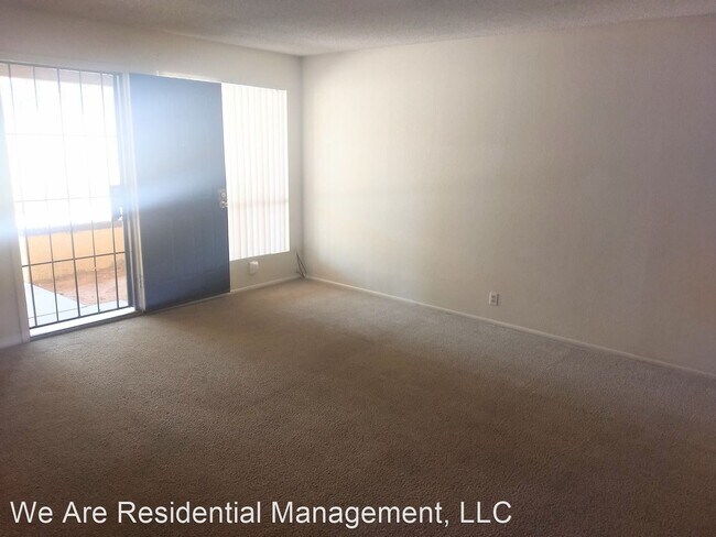 Foto del edificio - 2 br, 2 bath House - 9013 W. Elm St Unit 5