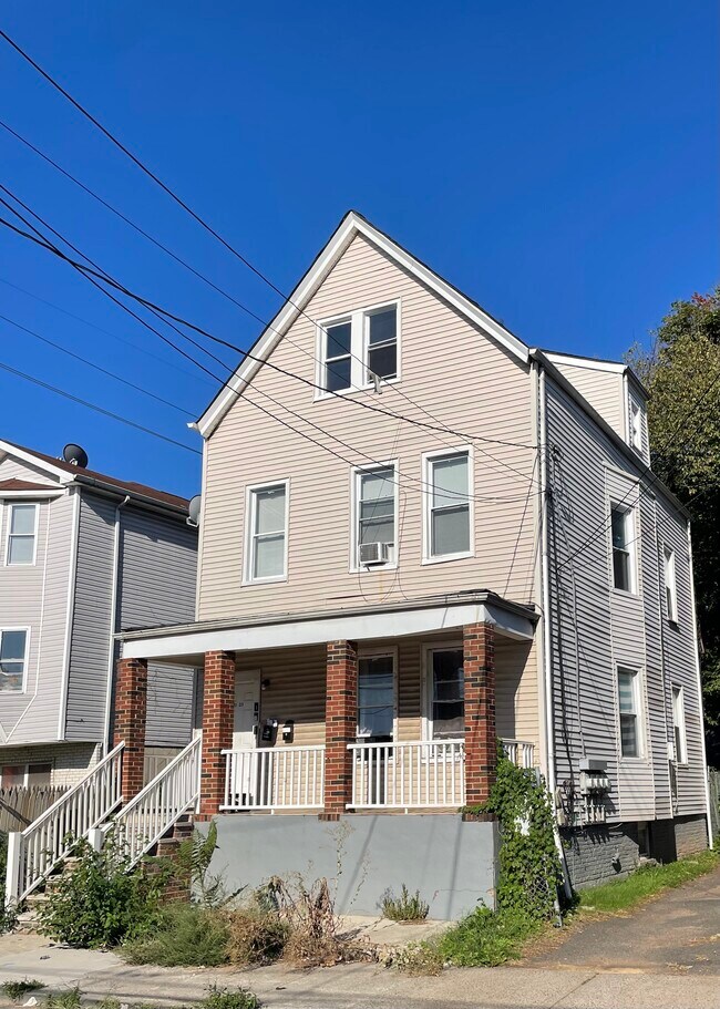 21 Wainwright St Unit 4, Newark, NJ 07112 Apartments in Newark, NJ