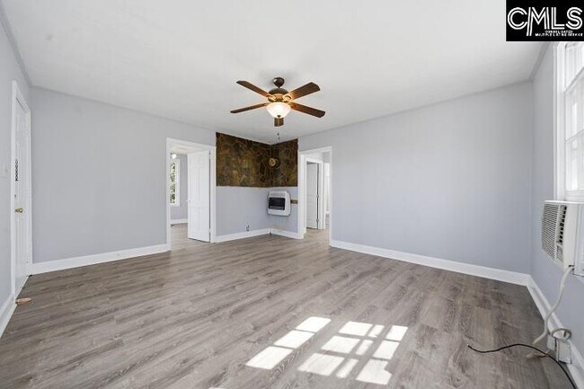 Foto del edificio - 1026 Beatty Rd